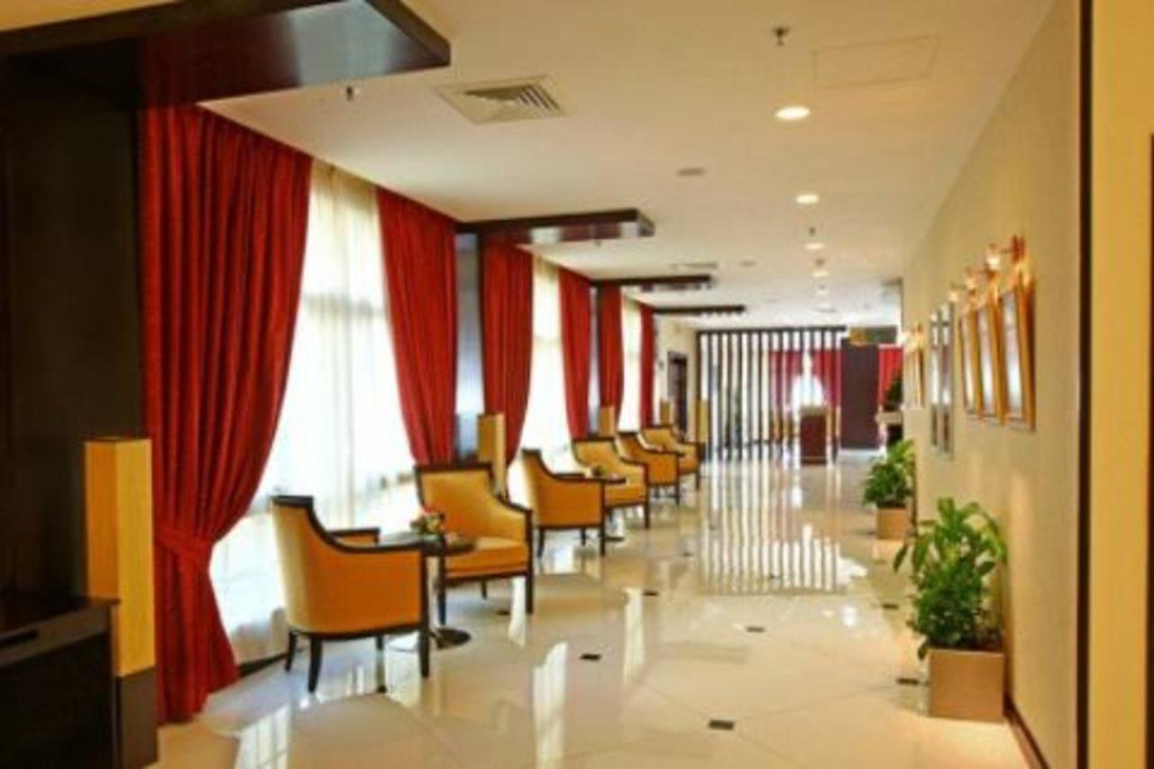 London Suites Hotel Dubai Exterior photo